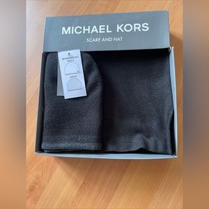 NWT Michael Kors MK LOGO Scarf and Hat Set BLACK  One Size
